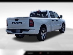 Ram 1500 Express 4x2 Quad Cab 6'4" Box 2026