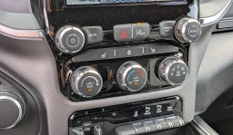 Ram 1500 Big Horn 4x4 Crew Cab 5'7" Box 2026