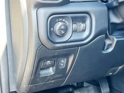 Ram 1500 Big Horn 4x4 Crew Cab 5'7" Box 2026