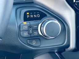 Ram 1500 Big Horn 4x4 Crew Cab 5'7" Box 2026