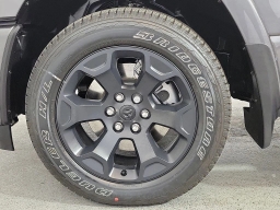 Ram 1500 Big Horn 4x4 Crew Cab 5'7" Box 2026