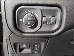 Ram 1500 Big Horn 4x4 Crew Cab 5'7" Box 2026