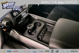 Ram 1500 Big Horn 4x4 Crew Cab 5'7" Box 2026