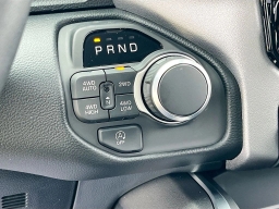 Ram 1500 Big Horn 4x4 Crew Cab 5'7" Box 2026