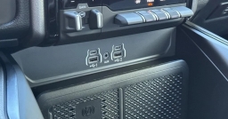 Ram 1500 Big Horn 4x4 Crew Cab 5'7" Box 2026