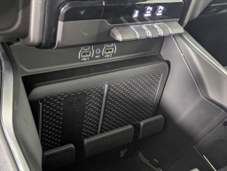 Ram 1500 Big Horn 4x4 Crew Cab 5'7" Box 2026