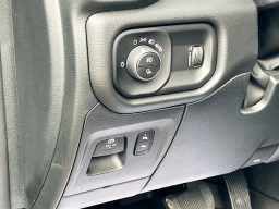 Ram 1500 Big Horn 4x4 Crew Cab 5'7" Box 2026