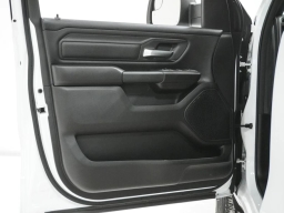 Ram 1500 Tradesman 4x4 Crew Cab 5'7" Box 2026