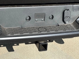 Ram 1500 Tradesman 4x4 Crew Cab 5'7" Box 2026