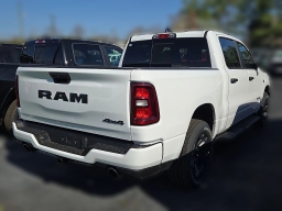 Ram 1500 Express 4x4 Crew Cab 5'7" Box 2026