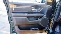 Ram 1500 Laramie 4x4 Crew Cab 5'7" Box 2026