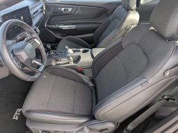 Ford Mustang GT Fastback 2025