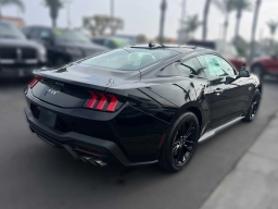 Ford Mustang GT Premium Fastback 2026