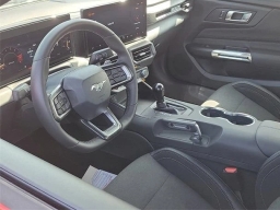 Ford Mustang GT Fastback 2025