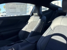 Ford Mustang Dark Horse Fastback 2025