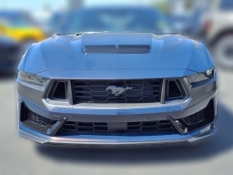 Ford Mustang Dark Horse Fastback 2025