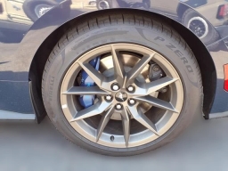 Ford Mustang Dark Horse Fastback 2025