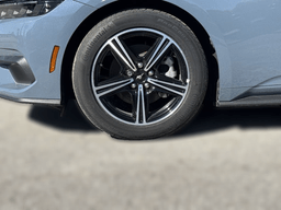 Ford Mustang EcoBoost Fastback 2025