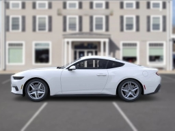 Ford Mustang EcoBoost Fastback 2026