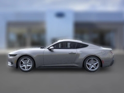 Ford Mustang EcoBoost Fastback 2026