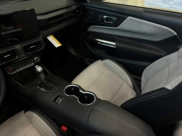 Ford Mustang EcoBoost Premium Convertible 2026