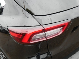 Ford Escape PHEV FWD 2025