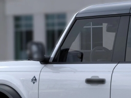 Ford Bronco Outer Banks 4 Door 4x4 2025