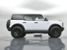 Ford Bronco Outer Banks 4 Door 4x4 2026