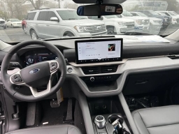 Ford Explorer Active w/200A Pkg RWD 2026