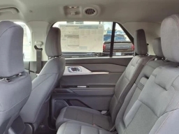 Ford Explorer Active w/200A Pkg RWD 2026