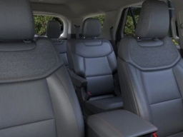 Ford Explorer Active w/200A Pkg RWD 2026