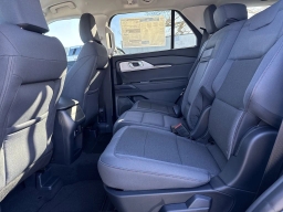 Ford Explorer Active w/200A Pkg RWD 2026