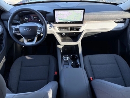 Ford Explorer Active w/200A Pkg RWD 2026