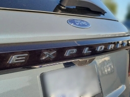 Ford Explorer Active w/200A Pkg RWD 2026