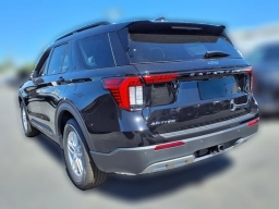 Ford Explorer Active w/200A Pkg RWD 2026