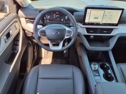 Ford Explorer Active w/200A Pkg RWD 2026