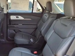 Ford Explorer Active w/200A Pkg RWD 2026