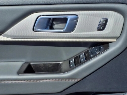 Ford Explorer Active w/200A Pkg RWD 2026