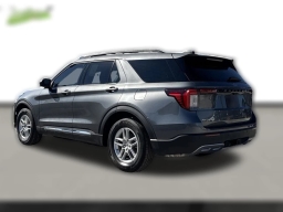 Ford Explorer Active RWD 2025
