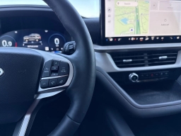 Ford Explorer Active RWD 2025