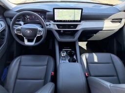 Ford Explorer Active RWD 2025