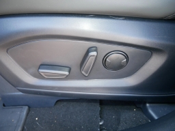 Ford Explorer Active w/200A Pkg 4WD 2026