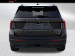 Ford Explorer Active w/100A Pkg 4WD 2026
