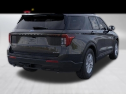 Ford Explorer Active w/100A Pkg 4WD 2026