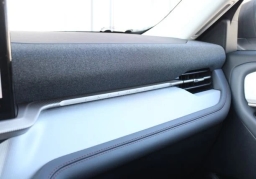 Ford Explorer Active w/200A Pkg 4WD 2026