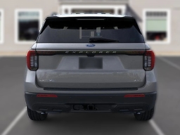 Ford Explorer Active w/200A Pkg 4WD 2026