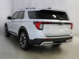 Ford Explorer Platinum 4WD 2026