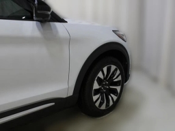 Ford Explorer Platinum 4WD 2026