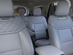 Ford Explorer Platinum 4WD 2026