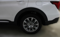 Ford Explorer Platinum 4WD 2026